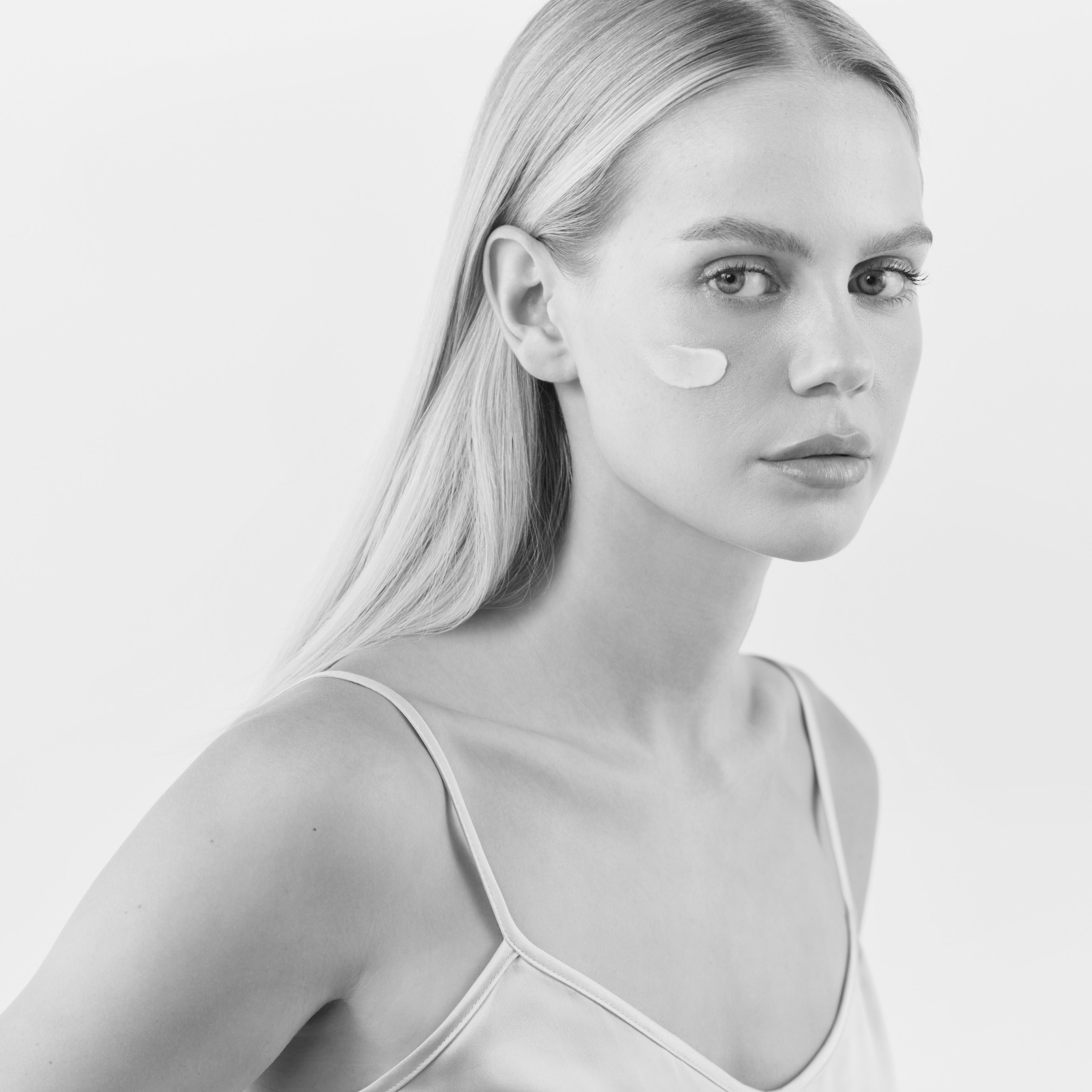 DR. EMI ARPA SKIN Laura Abla