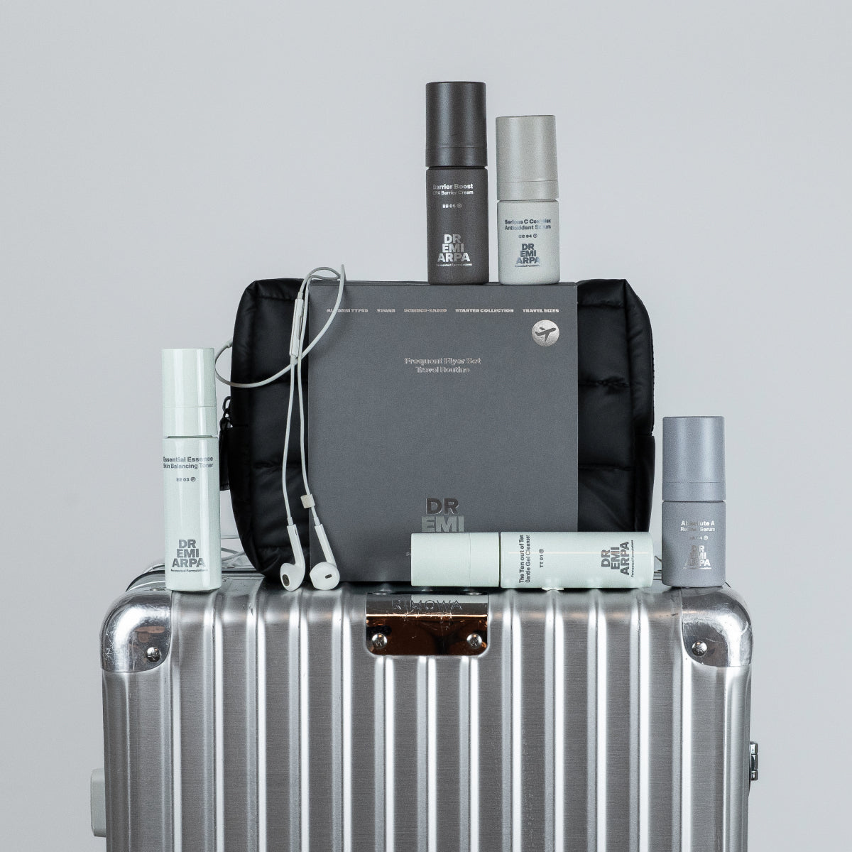 YOUR FASHION WEEK SURVIVAL KIT